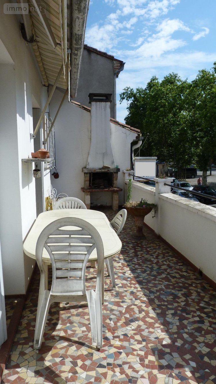 Immeuble a vendre Valence 82400 Tarn-et-Garonne 238 m2  264000 euros