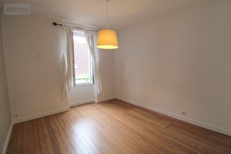 Location appartement Chalon-sur-Saône 71100 Saône-et-Loire 65 m2 3 pièces 750 euros