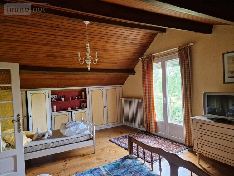 Maison a vendre Cuzy 71320 Saône-et-Loire 182 m2 10 pièces 125000 euros