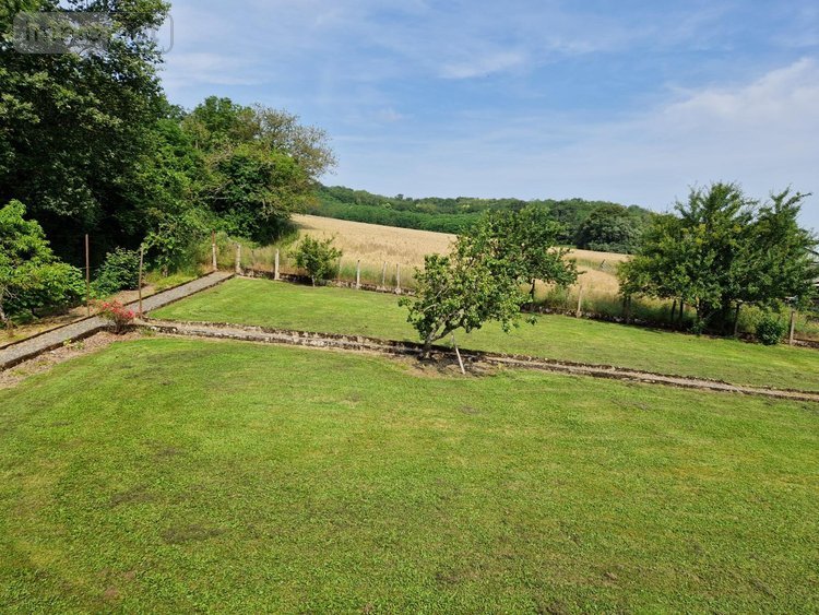 Maison a vendre Cuzy 71320 Saône-et-Loire 182 m2 10 pièces 125000 euros