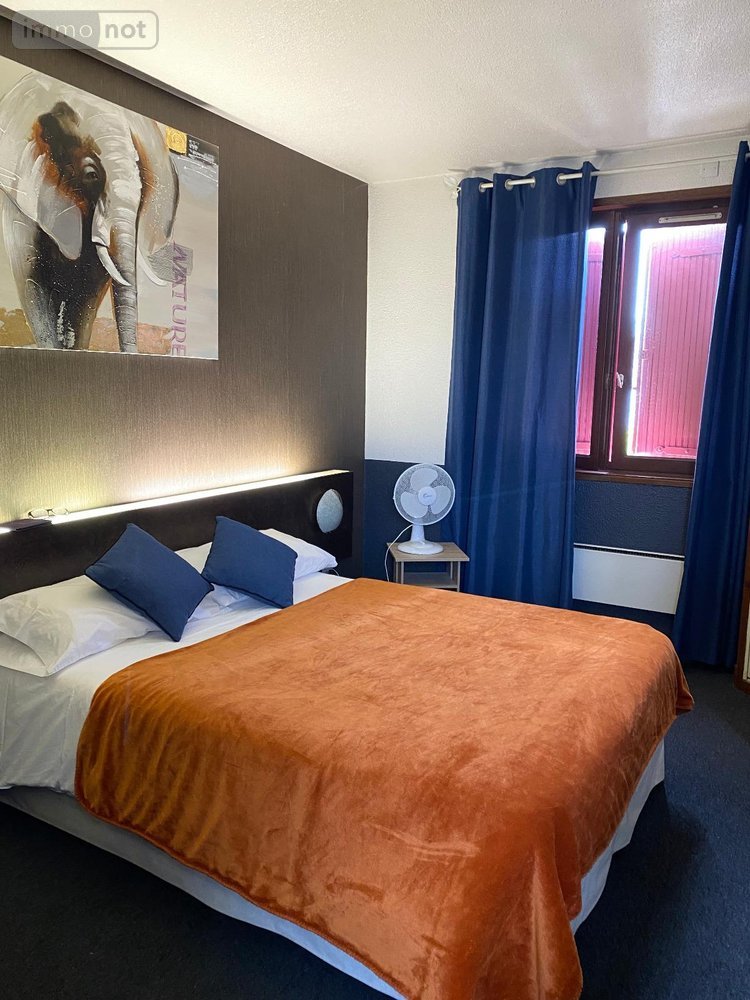 Fonds et murs commerciaux a vendre Digoin 71160 Saône-et-Loire 787 m2  549961 euros