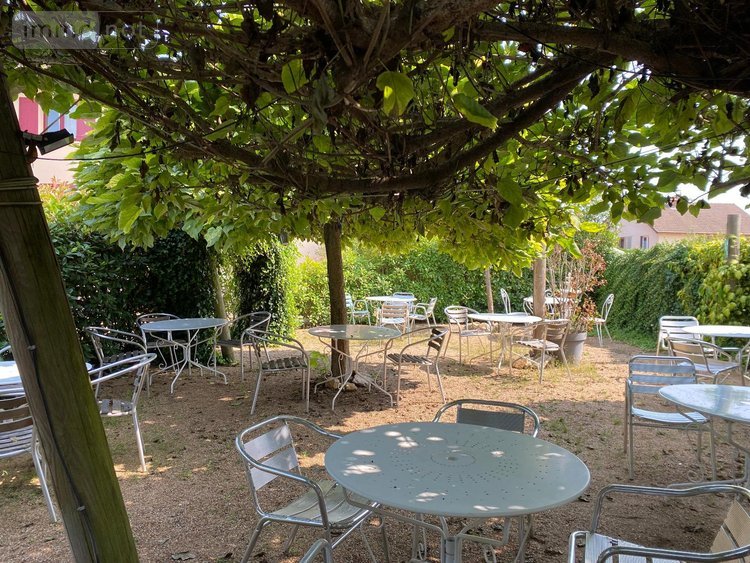 Fonds et murs commerciaux a vendre Digoin 71160 Saône-et-Loire 787 m2  549961 euros