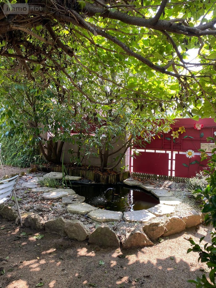 Fonds et murs commerciaux a vendre Digoin 71160 Saône-et-Loire 787 m2  549961 euros