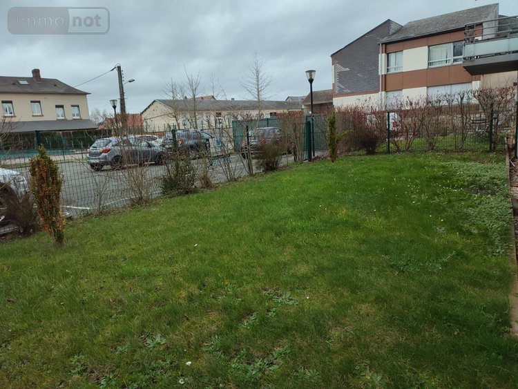 Location appartement Grand-Bourgtheroulde 27520 Eure 79 m2 4 pièces 910 euros
