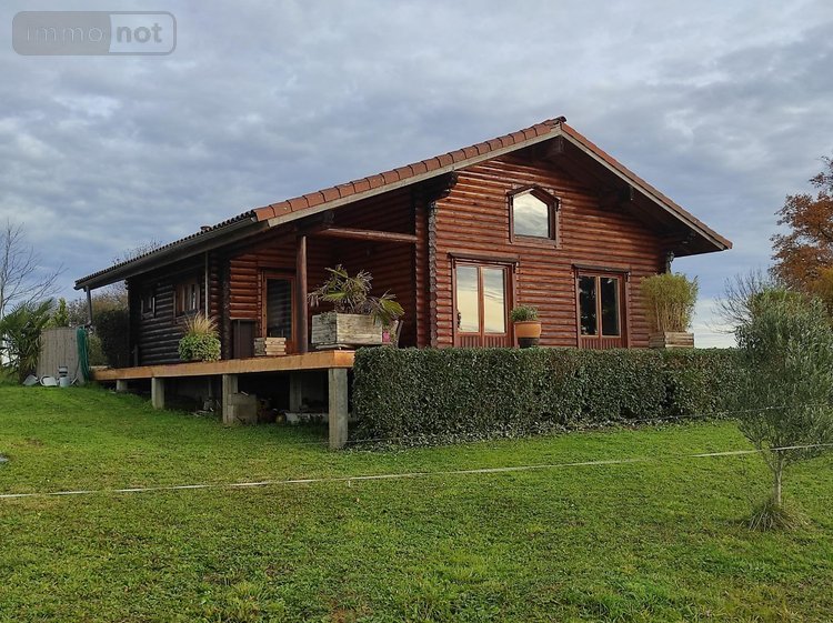 Bien agricole a vendre Esclassan-Labastide 32140 Gers 100 m2  333900 euros