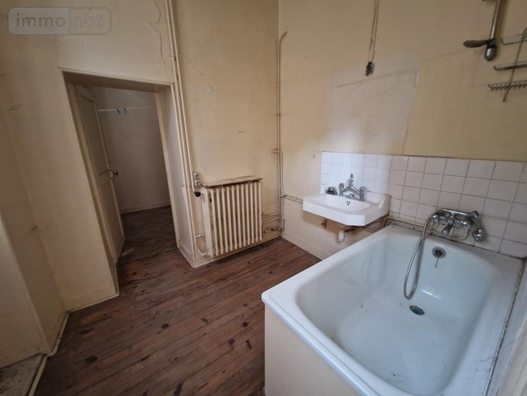 Immeuble a vendre Charolles 71120 Saône-et-Loire  250000 euros
