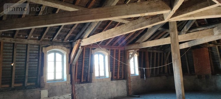 Maison a vendre La Clayette 71800 Saône-et-Loire 290 m2  107000 euros