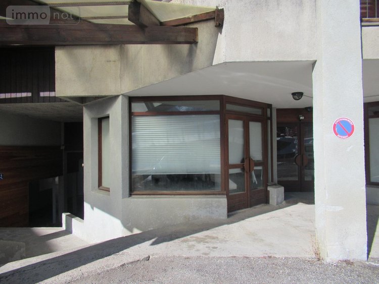 Fonds et murs commerciaux a vendre Molines-en-Queyras 05350 Hautes-Alpes 27 m2  23000 euros