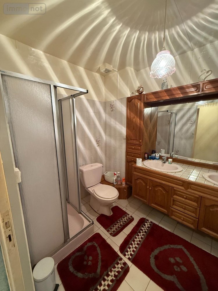 Immeuble a vendre La Fère 02800 Aisne 205 m2  137800 euros