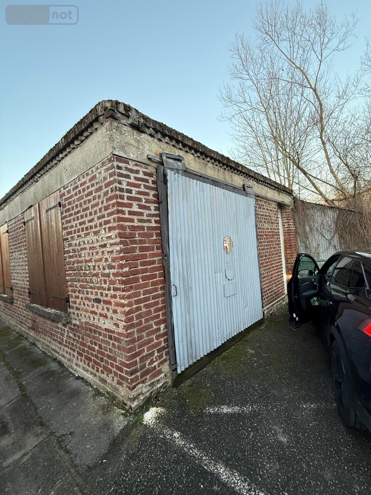 Immeuble a vendre La Fère 02800 Aisne 205 m2  127200 euros
