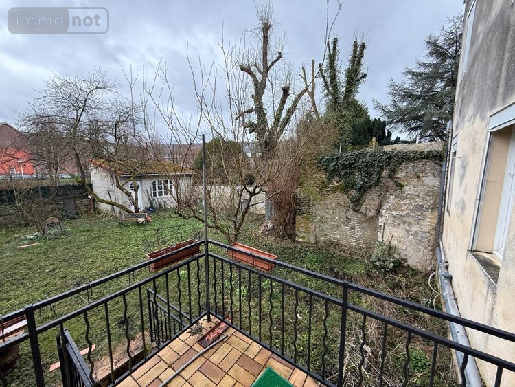 Immeuble a vendre La Fère 02800 Aisne 205 m2  137800 euros