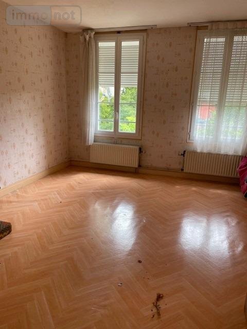Immeuble a vendre La Fère 02800 Aisne 205 m2  127200 euros