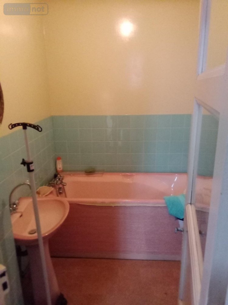 propriete a vendre Reffuveille 50520 Manche 200 m2 12 pièces 217350 euros