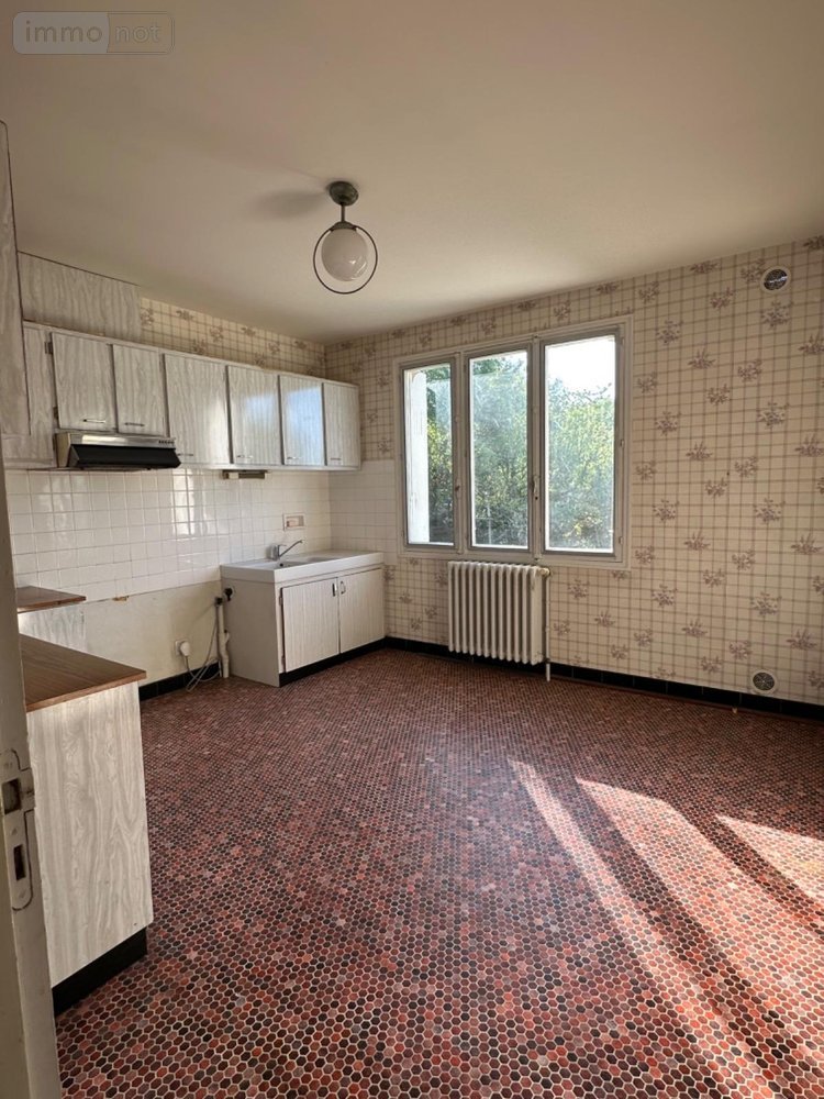 Maison a vendre La Souterraine 23300 Creuse 165 m2 7 pièces 168000 euros