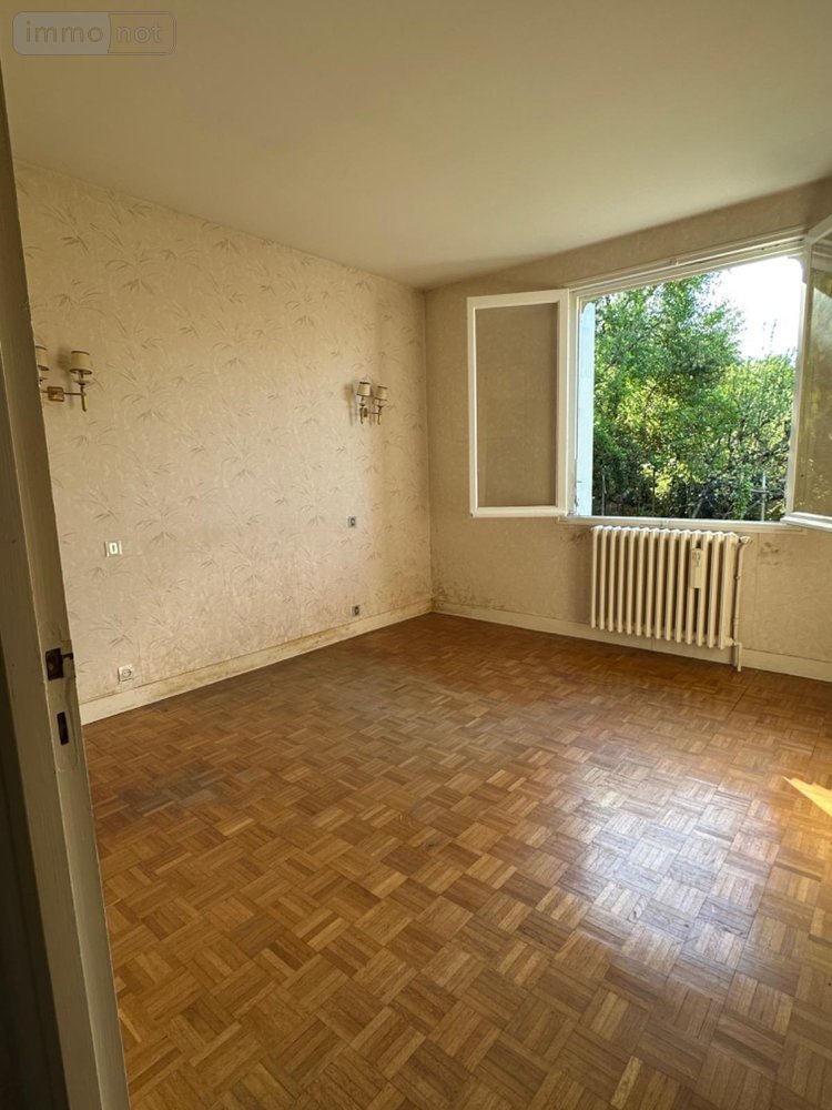 Maison a vendre La Souterraine 23300 Creuse 165 m2 7 pièces 168000 euros