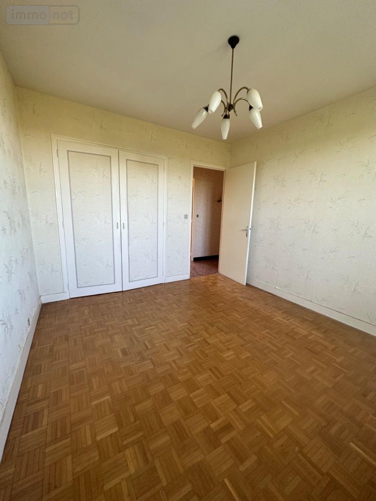 Maison a vendre La Souterraine 23300 Creuse 165 m2 7 pièces 168000 euros