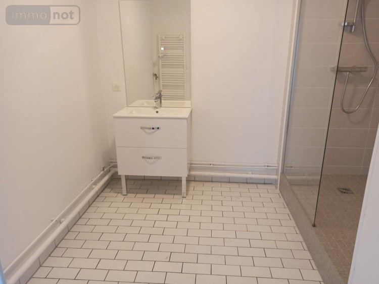 Location appartement Reims 51100 Marne 71 m2 3 pièces 1045 euros