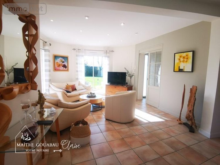 propriete a vendre Saint-Berthevin 53940 Mayenne 144 m2 6 pièces 425990 euros