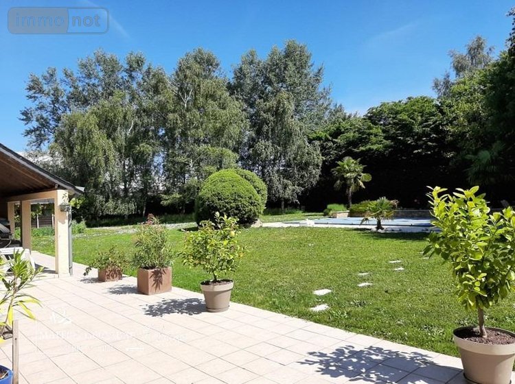 propriete a vendre Saint-Berthevin 53940 Mayenne 144 m2 6 pièces 425990 euros