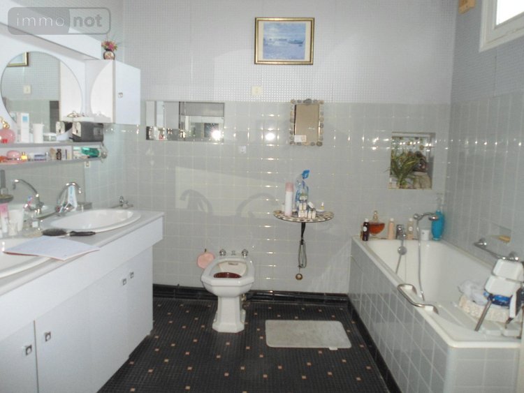 Maison a vendre Argentat-sur-Dordogne 19400 Corrèze 202 m2 9 pièces 166172 euros