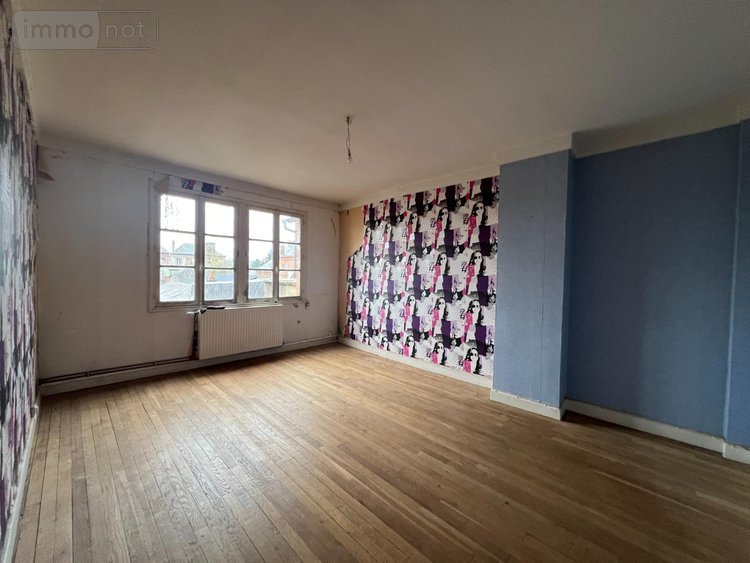 Immeuble a vendre Beaumont-le-Roger 27170 Eure  189900 euros