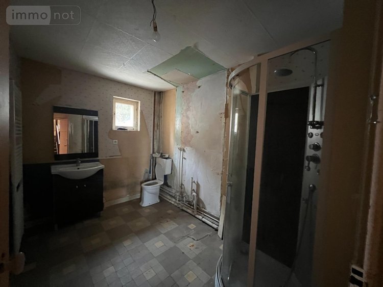 Immeuble a vendre Beaumont-le-Roger 27170 Eure  189900 euros