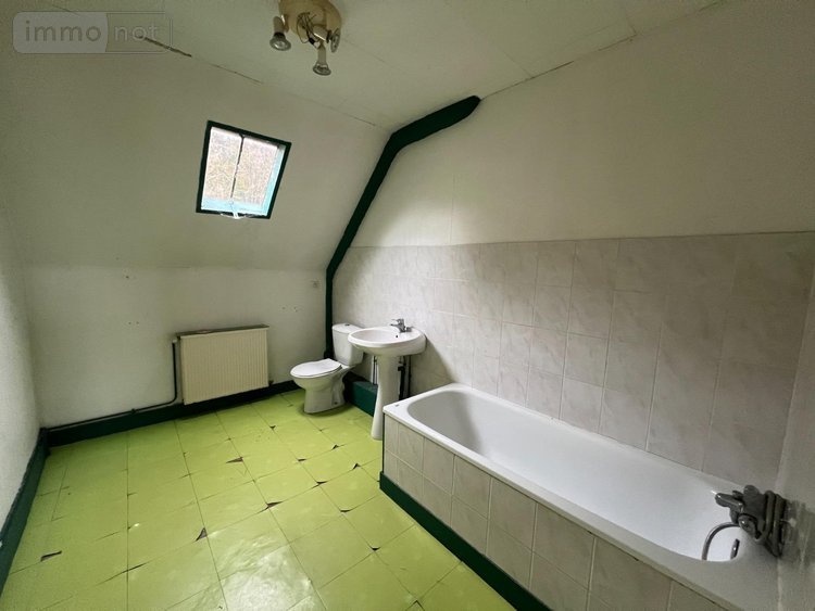 Immeuble a vendre Beaumont-le-Roger 27170 Eure  189900 euros