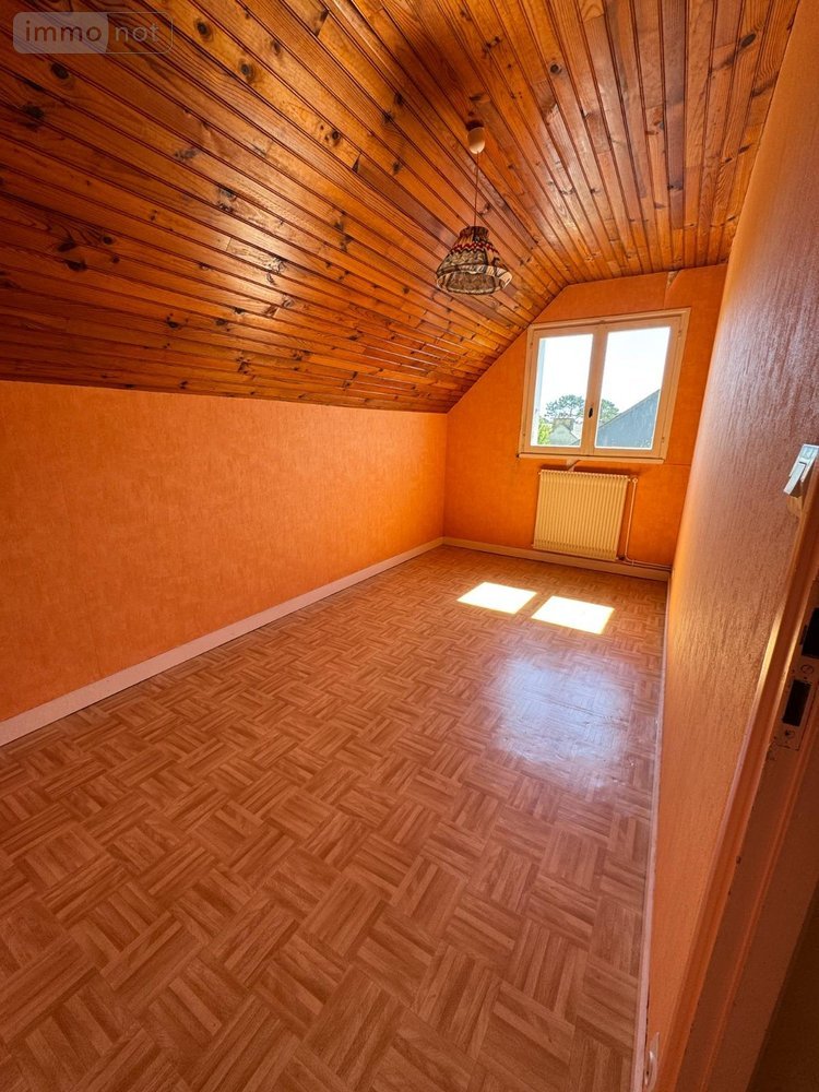 Maison a vendre Saint-Nic 29550 Finistère 137 m2 8 pièces 197500 euros