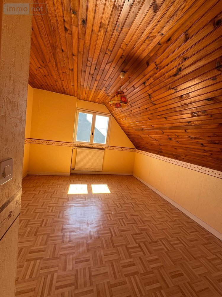 Maison a vendre Saint-Nic 29550 Finistère 137 m2 8 pièces 197500 euros