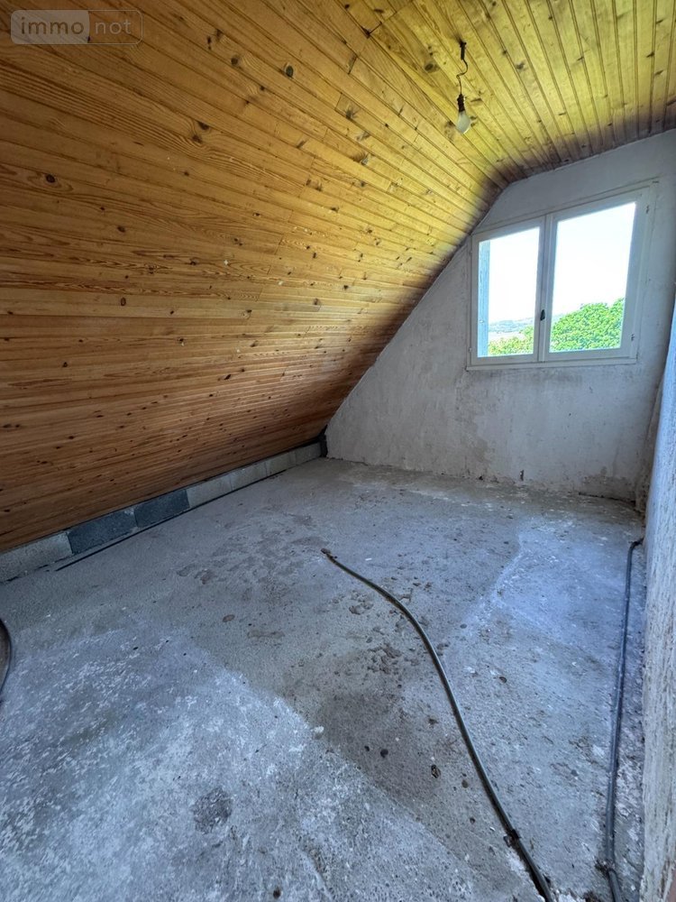 Maison a vendre Saint-Nic 29550 Finistère 137 m2 8 pièces 218000 euros