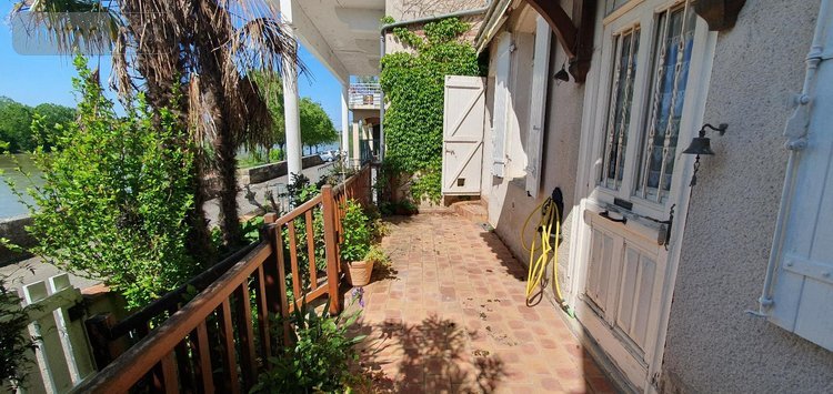 Maison a vendre Lamagistère 82360 Tarn-et-Garonne 187 m2 7 pièces 140000 euros