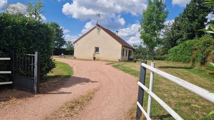 Maison a vendre Vendenesse-lès-Charolles 71120 Saône-et-Loire 98 m2 5 pièces 262600 euros