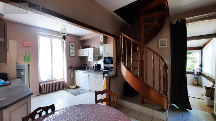Maison a vendre Guilly 36150 Indre 175 m2 7 pièces 150500 euros