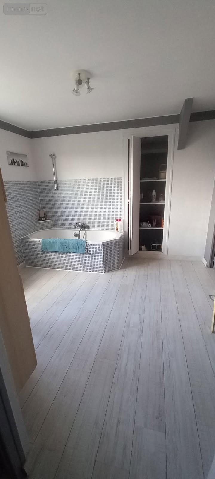 Maison a vendre Saint-Fromond 50620 Manche 239 m2 6 pièces 265000 euros