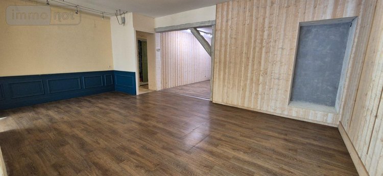 Location fonds et murs commerciaux La-Ferté-Bernard 72400 Sarthe 107 m2  700 euros