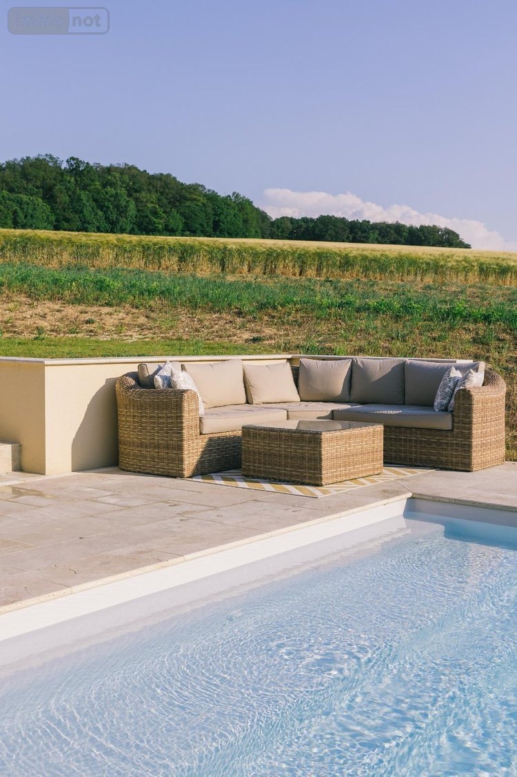 propriete a vendre Saint-Romain-le-Preux 89116 Yonne 610 m2 17 pièces 1500000 euros