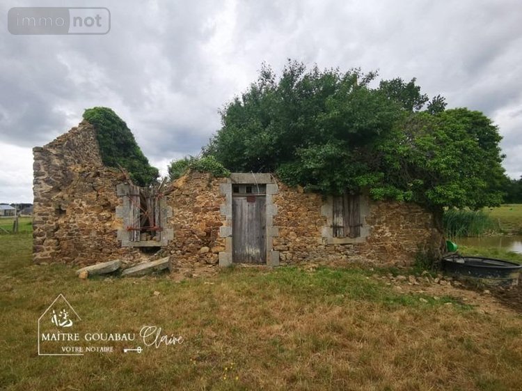 Bien agricole a vendre Loiron-Ruillé 53320 Mayenne  112350 euros