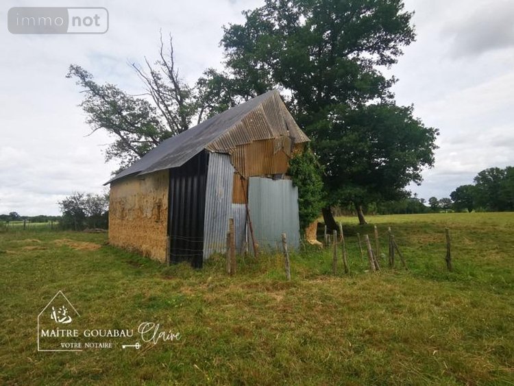 Bien agricole a vendre Loiron-Ruillé 53320 Mayenne  112350 euros