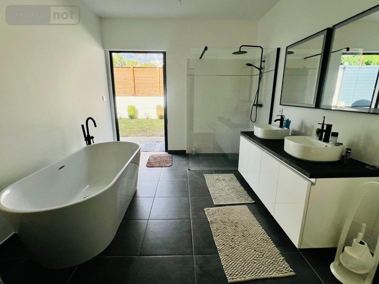 Maison a vendre Saint-Gilles-les-Bains 97434 Réunion 212 m2 5 pièces 936000 euros