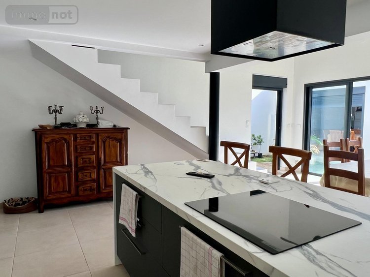 Maison a vendre Saint-Gilles-les-Bains 97434 Réunion 212 m2 5 pièces 936000 euros