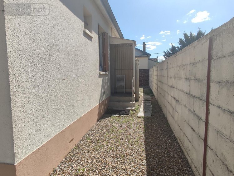 Location fonds et murs commerciaux Le Grand-Quevilly 76120 Seine-Maritime 44 m2  750 euros