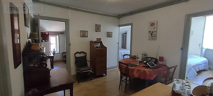 Immeuble a vendre Gibles 71800 Saône-et-Loire 177 m2  139100 euros