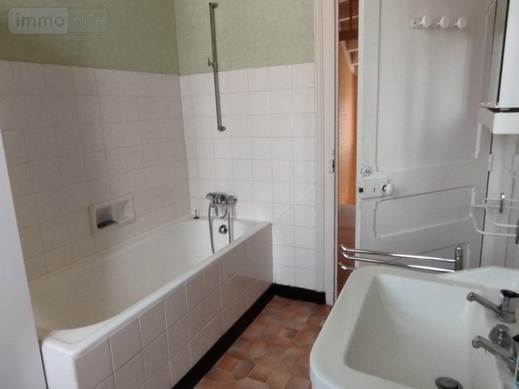 Maison a vendre Guingamp 22200 Côtes-d'Armor 167 m2 11 pièces 184450 euros