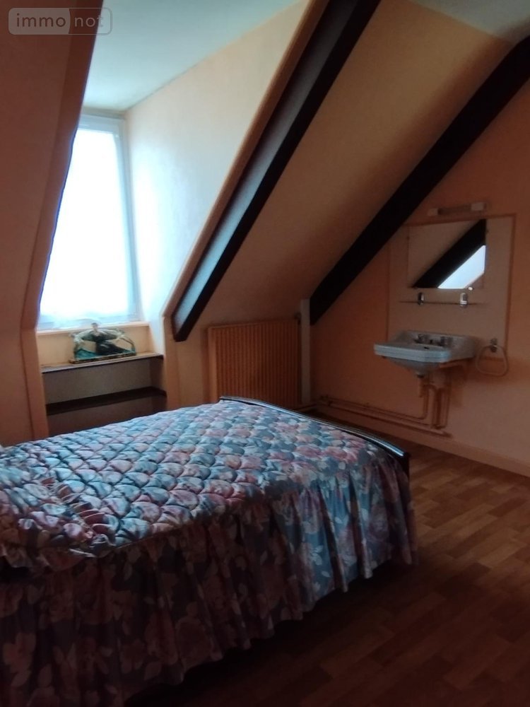 Maison a vendre Guingamp 22200 Côtes-d'Armor 167 m2 11 pièces 204500 euros
