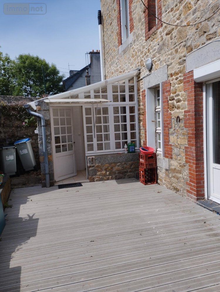 Maison a vendre Guingamp 22200 Côtes-d'Armor 167 m2 11 pièces 204500 euros