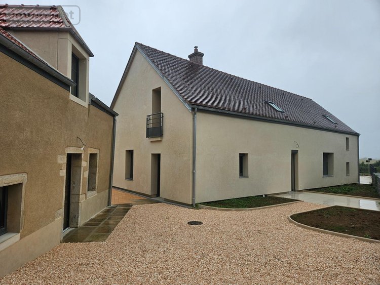 Location maison Sauvigny-le-Bois 89200 Yonne 151 m2 8 pièces 1500 euros