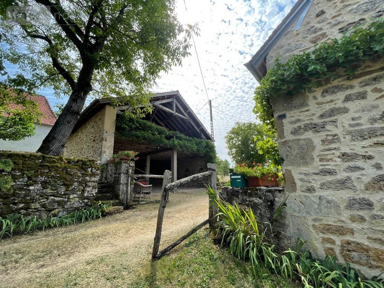 Maison a vendre Figeac 46100 Lot 121 m2 3 pièces 290000 euros