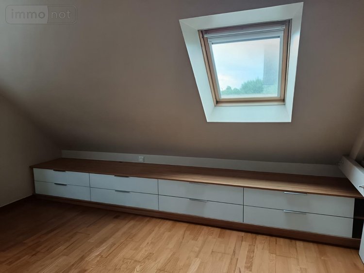 Location maison Janzé 35150 Ille-et-Vilaine 145 m2 7 pièces 1100 euros