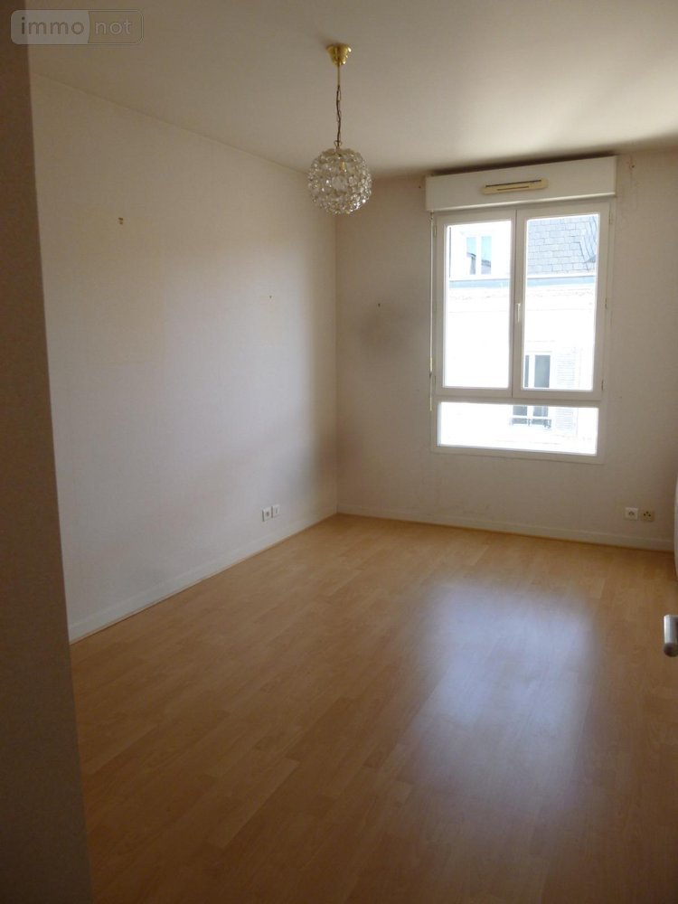 Appartement a vendre Cosne-Cours-sur-Loire 58200 Nièvre 82 m2 4 pièces 178500 euros