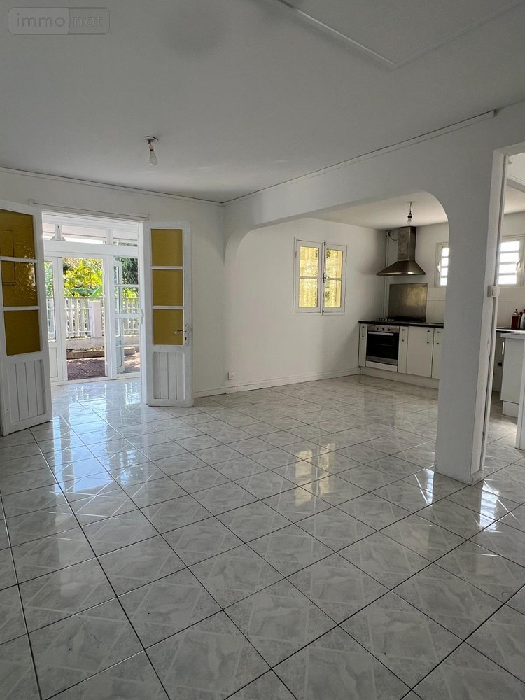 Maison a vendre Sainte-Clotilde 97490 Réunion 80 m2 4 pièces 280900 euros